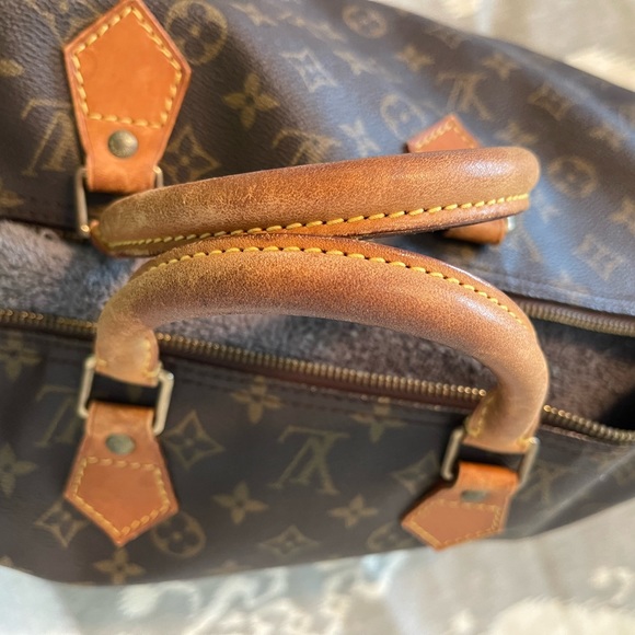 Louis Vuitton Speedy 40 - Picture 2 of 8